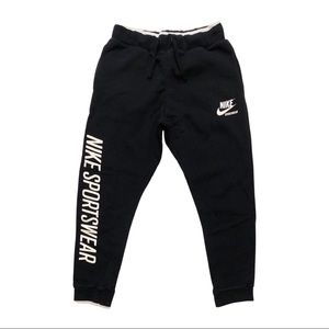 Nike tapered sweatpants